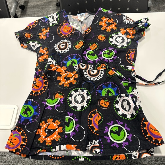 Ladies size xs (3) and small (4) Halloween scrub tops. - Picture 2 of 15